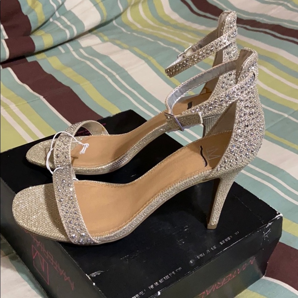 Gold Blinged Out Heels. NWT!